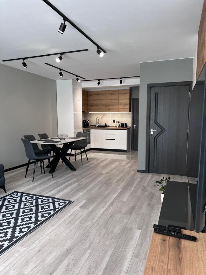 A-Brilliant, New! Spacious & Modern Apartment In Varna Whit Garage Dış mekan fotoğraf