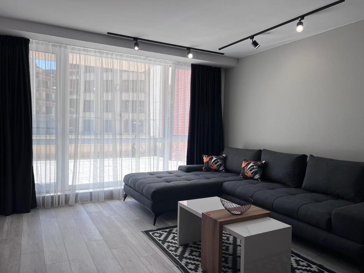 A-Brilliant, New! Spacious & Modern Apartment In Varna Whit Garage Dış mekan fotoğraf