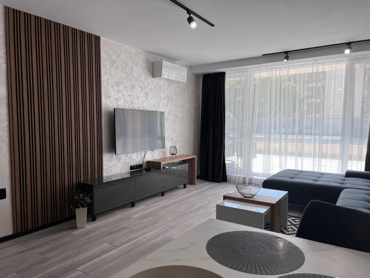 A-Brilliant, New! Spacious & Modern Apartment In Varna Whit Garage Dış mekan fotoğraf